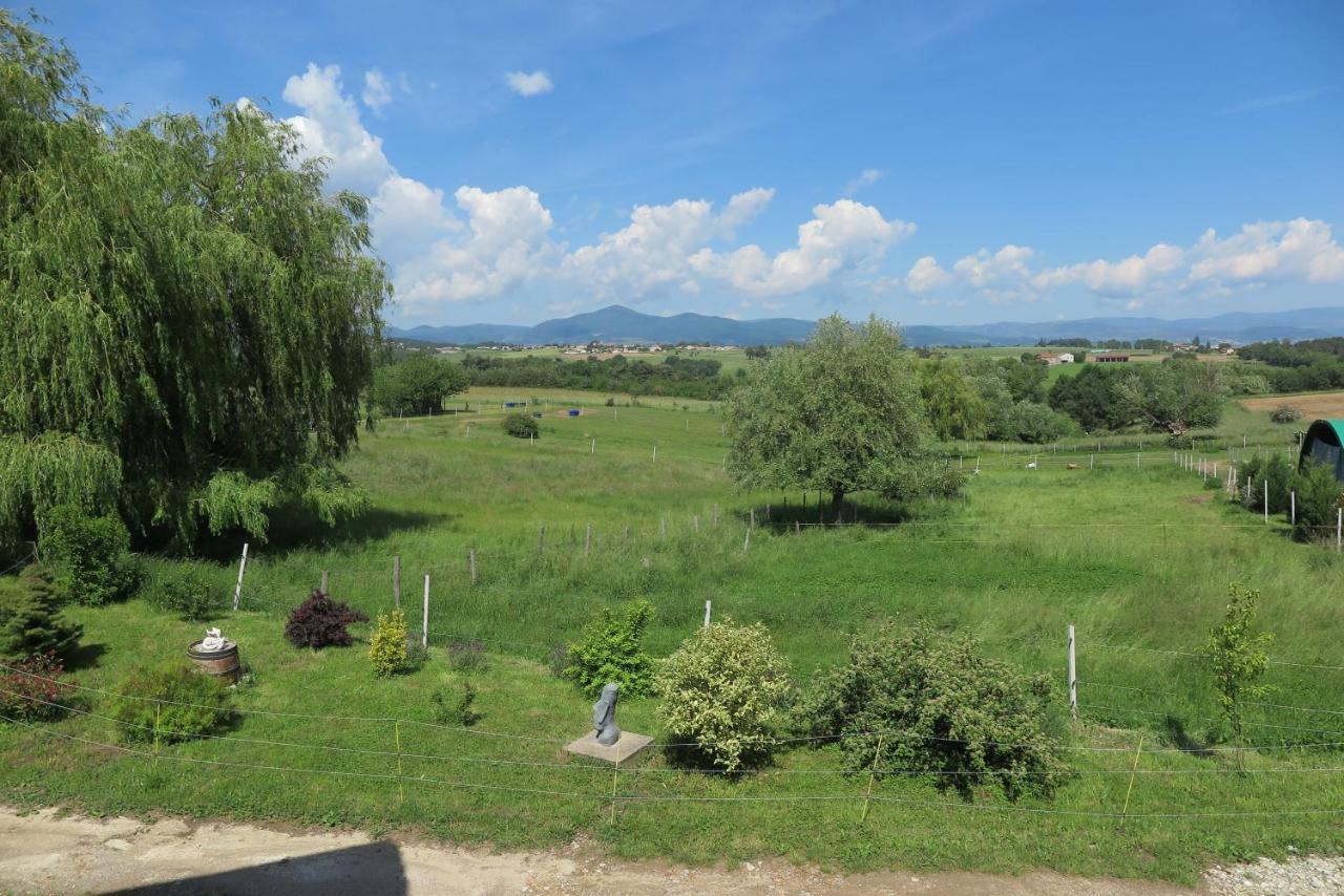 Gite Le Corral Cheminas Kültér fotó